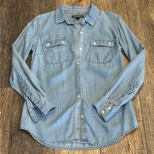 EUC Tommy Bahama “FadedDenim” Long Sleeve Top